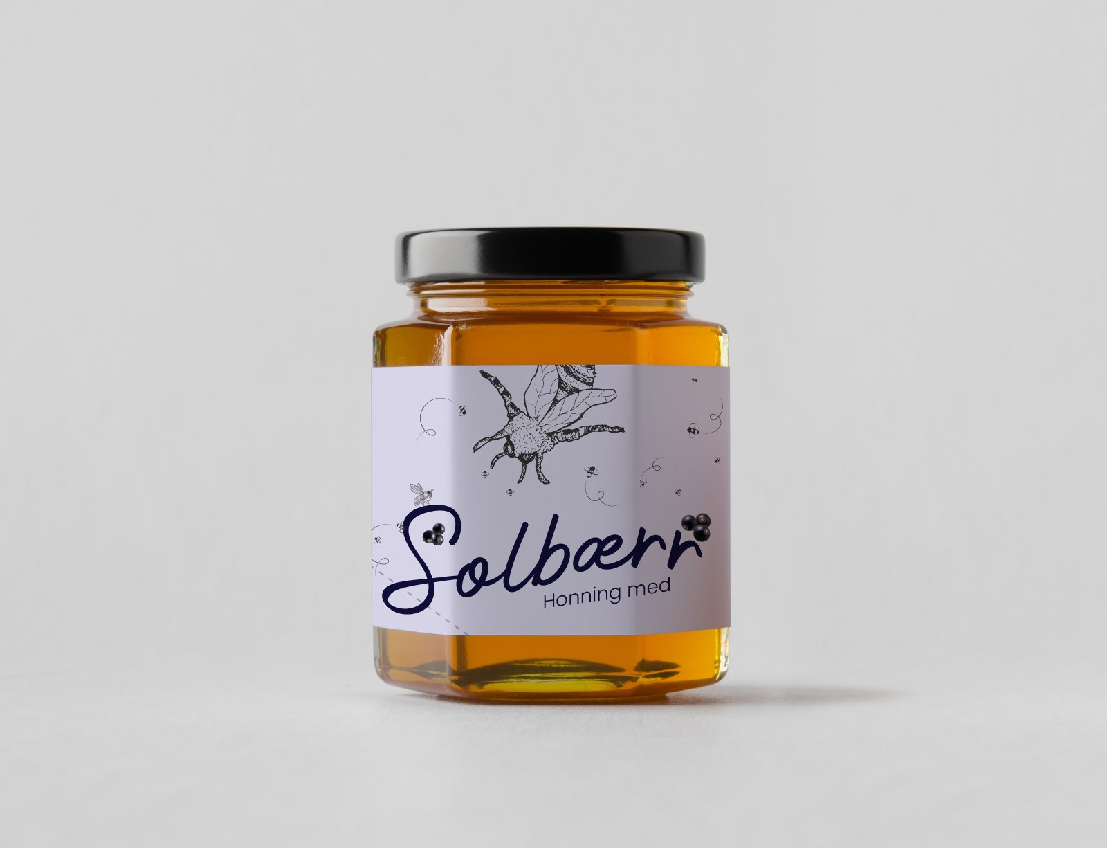 Naturling juodųjų serbentų skonio pakuotės dizainas